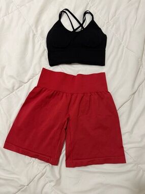 NVGTN two piece set Black/Red Xs/Sm